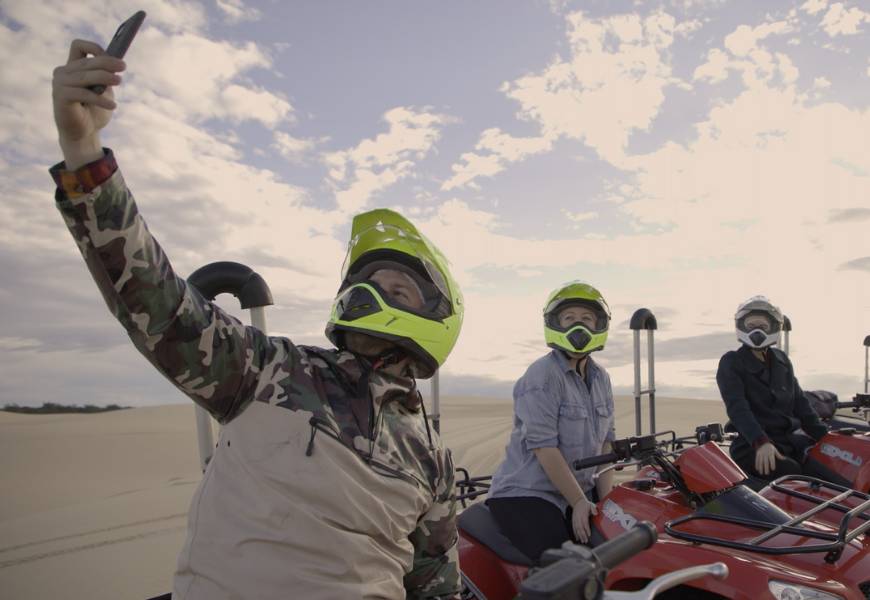 quad-biking-worimi-sand-dune-adventures-selfie